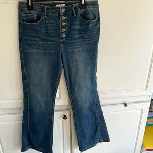 Sofia Vergara jeans, button fly, flare leg, size 12